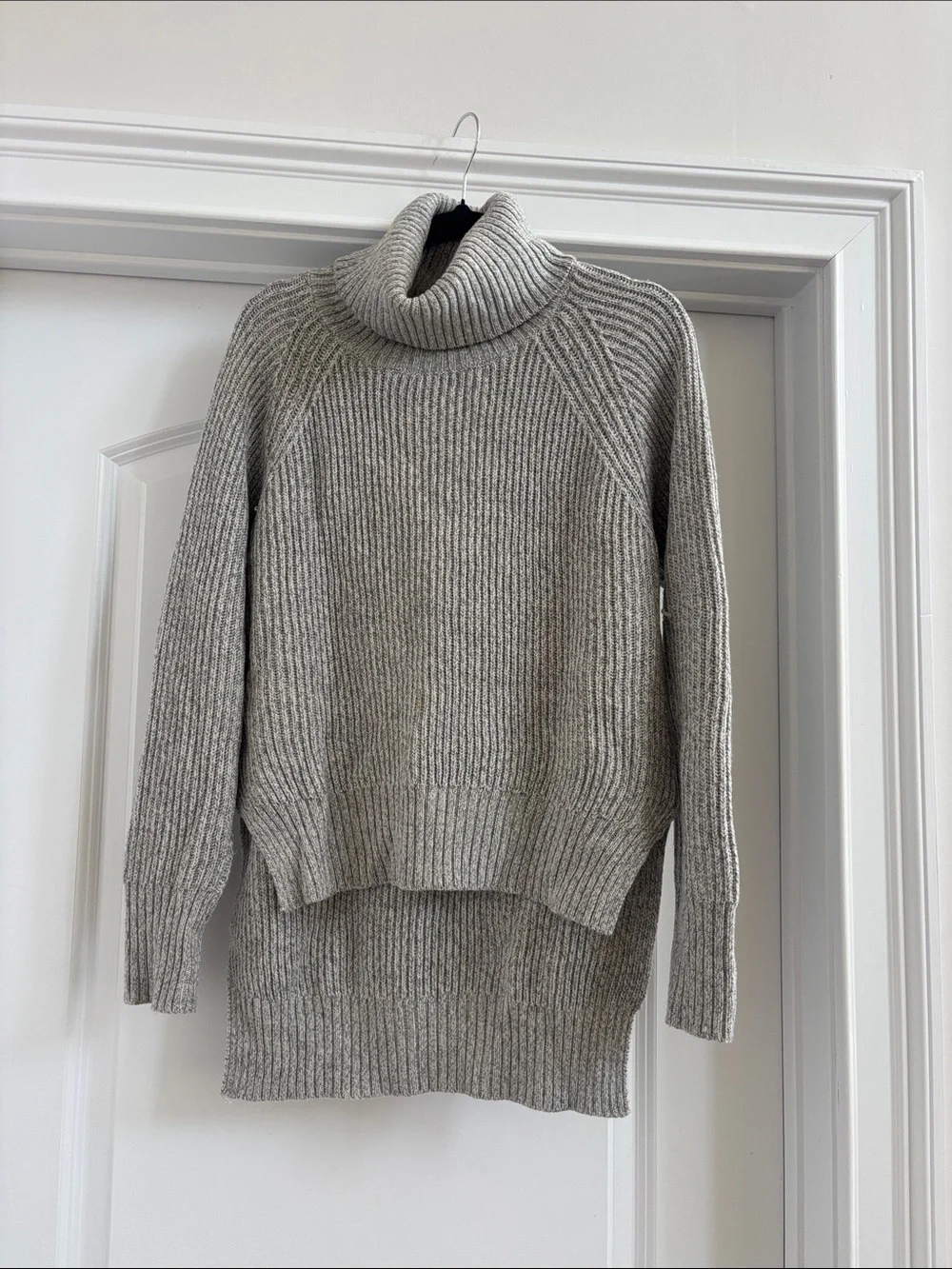Wilfred Gray Ribbed Turtleneck Sweater 100% wool